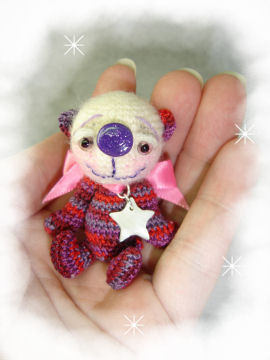 Crochet Collectable Bears by Jen